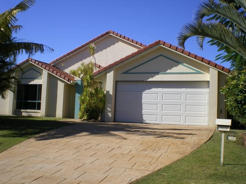 12 Tibrogargan Place, Pelican Waters QLD 4551