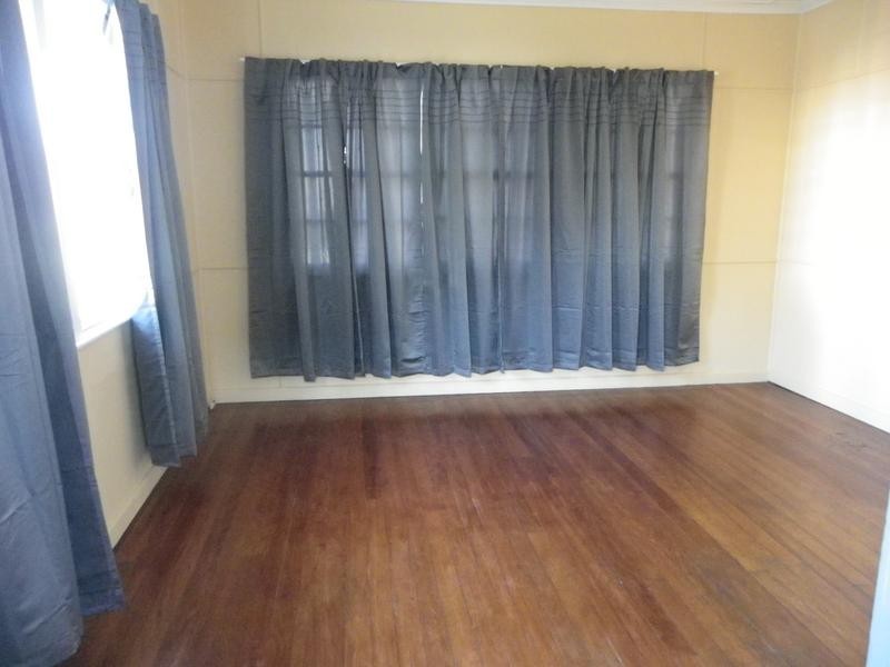 22 Upper Gay Terrace, Kings Beach QLD 4551
