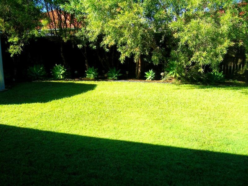 13 Investigator Place, Pelican Waters QLD 4551