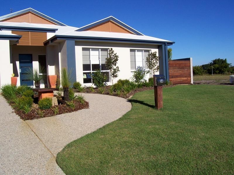 34 Wallaby Circuit, Pelican Waters QLD 4551