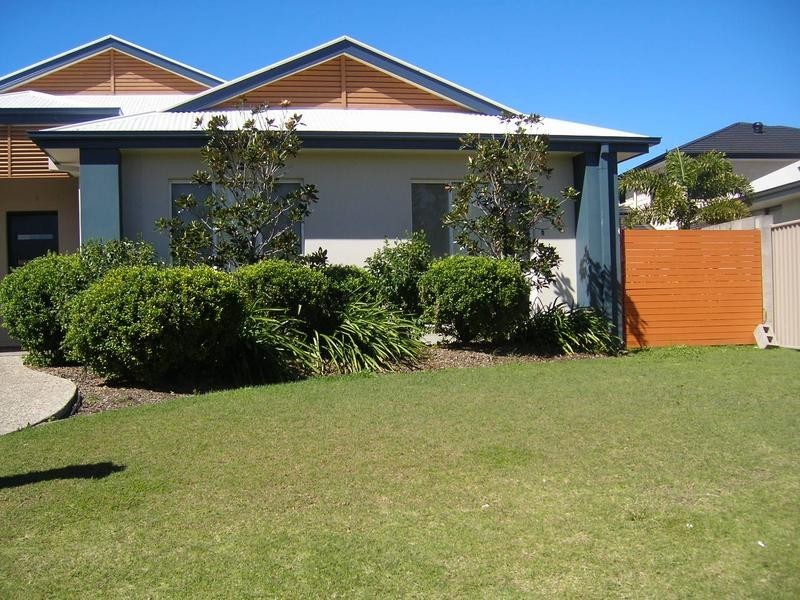 34 Wallaby Circuit, Pelican Waters QLD 4551
