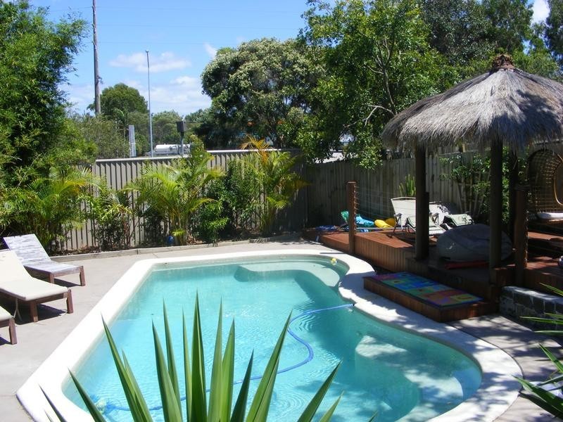 42 Enfield Crescent, Battery Hill QLD 4551