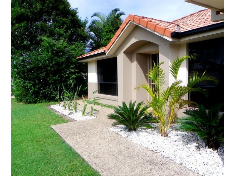 20 Midden Place, Pelican Waters QLD 4551