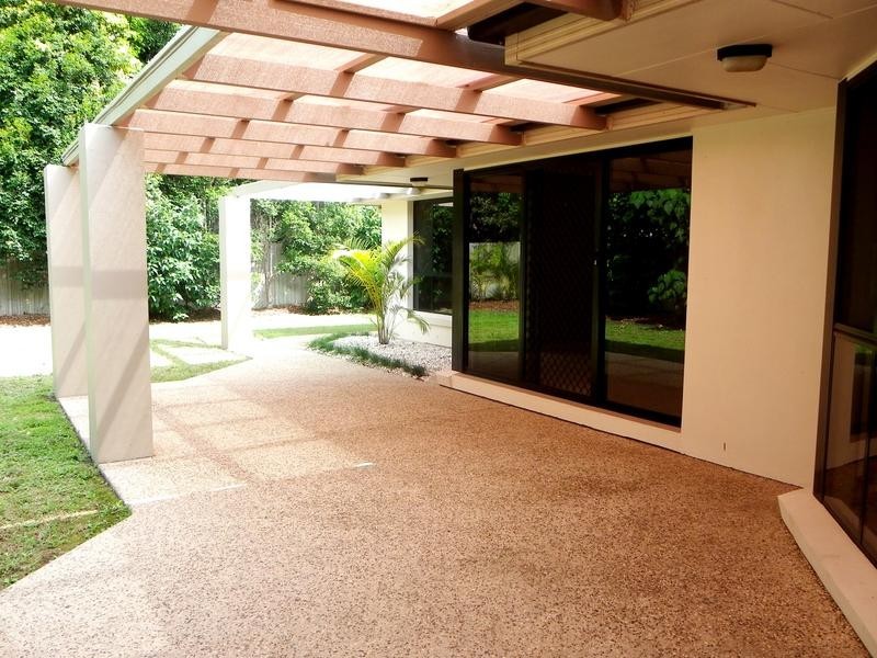 20 Midden Place, Pelican Waters QLD 4551
