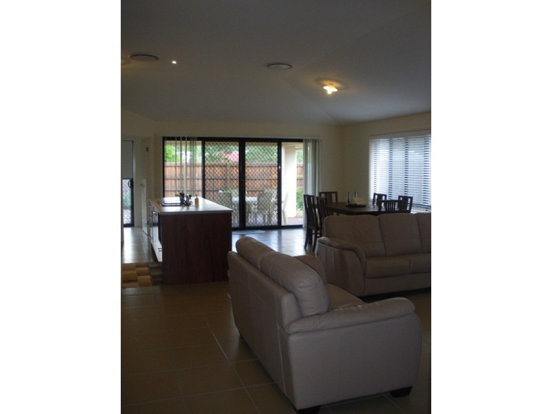 12 Joshua Close, Little Mountain QLD 4551