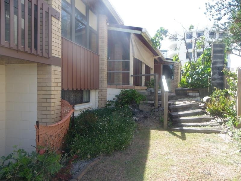 37 Warne Terrace, Kings Beach QLD 4551