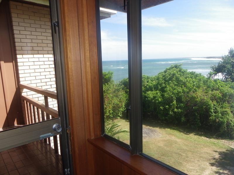 37 Warne Terrace, Kings Beach QLD 4551