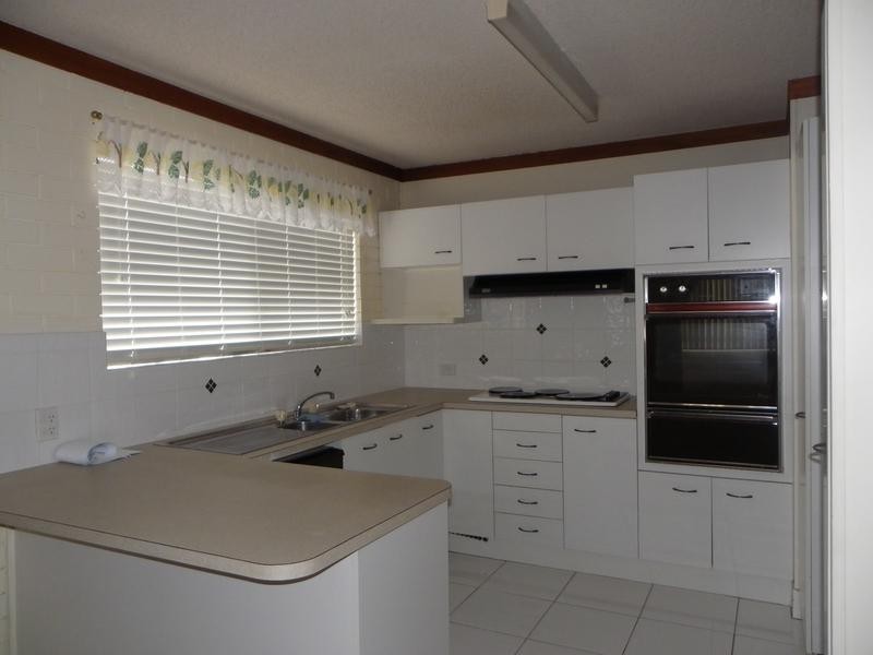 4/8 Queen Street, Kings Beach QLD 4551