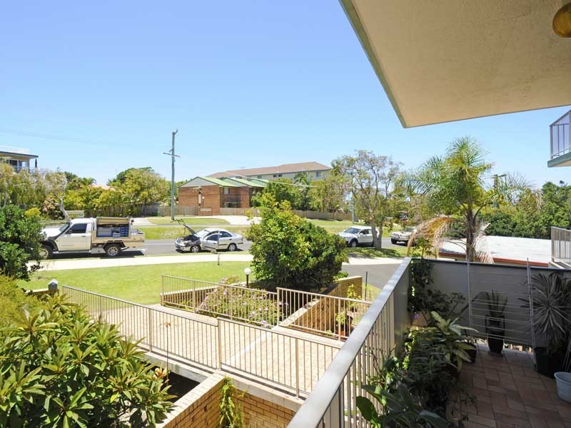 4/8 Queen Street, Kings Beach QLD 4551