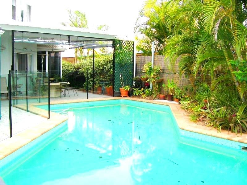 43 Sir Joseph Banks Drive, Pelican Waters QLD 4551