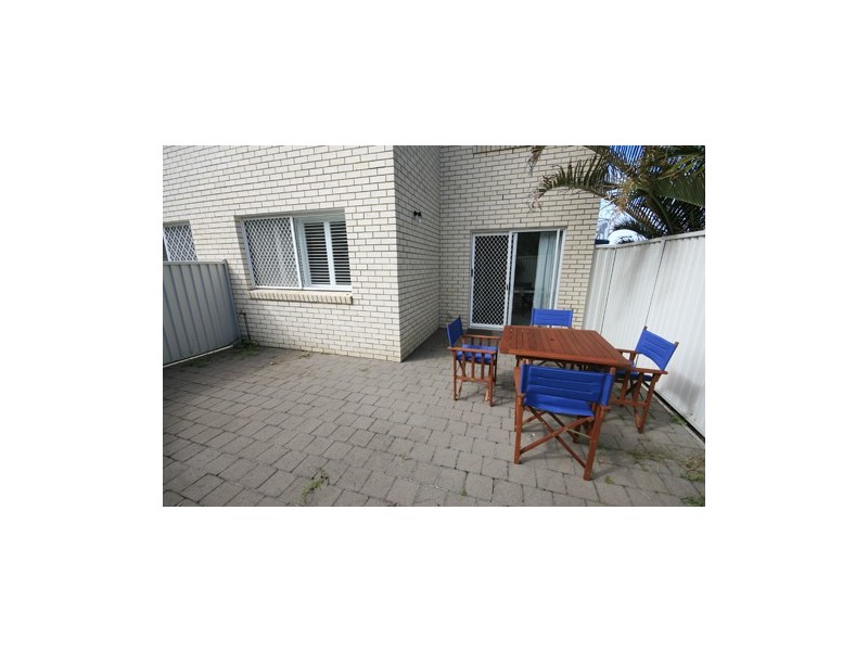 1/17 Ormonde Terrace, Kings Beach QLD 4551