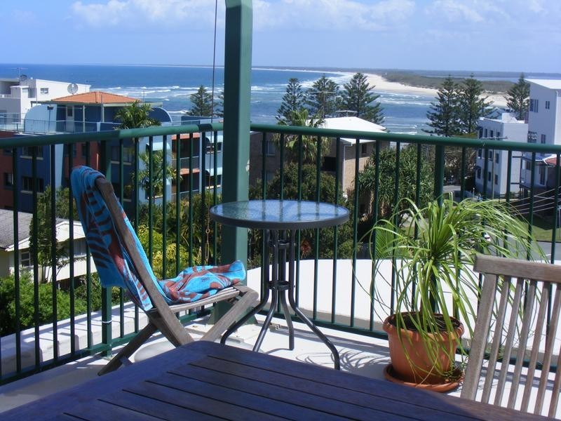 7/60 Lower Gay Terrace, Kings Beach QLD 4551