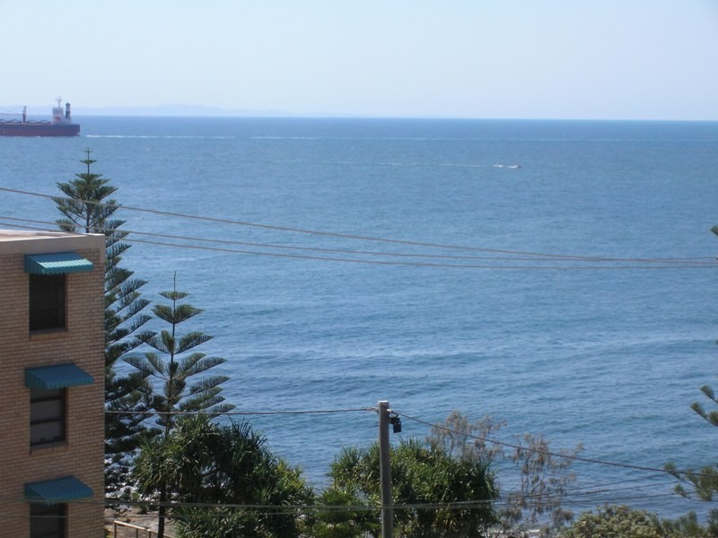 5/10 Ernest Street, Kings Beach QLD 4551