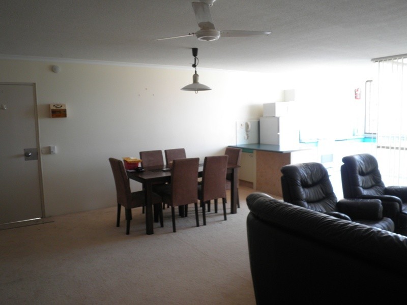 5/10 Ernest Street, Kings Beach QLD 4551