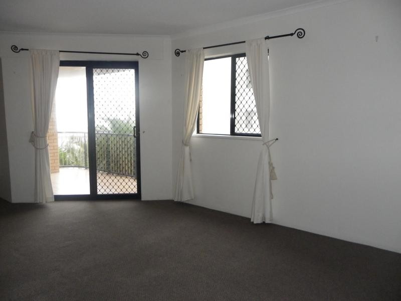 6/66 Lower Gay Terrace, Kings Beach QLD 4551