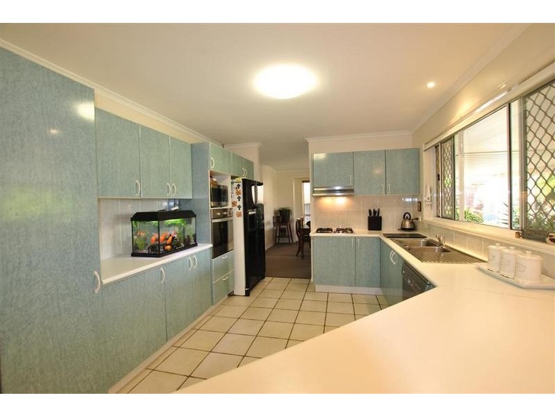 16 Gradorean Street, Pelican Waters QLD 4551