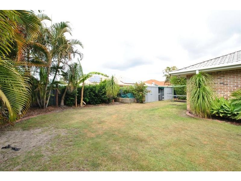 16 Gradorean Street, Pelican Waters QLD 4551