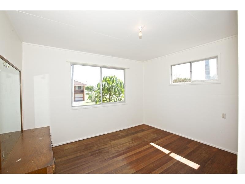 13 Nelson Street, Golden Beach QLD 4551