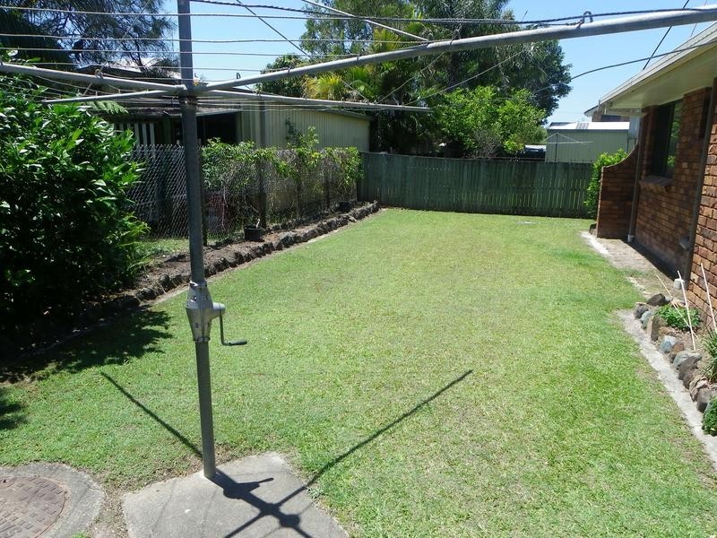 2/12 Ambako Place, Golden Beach QLD 4551