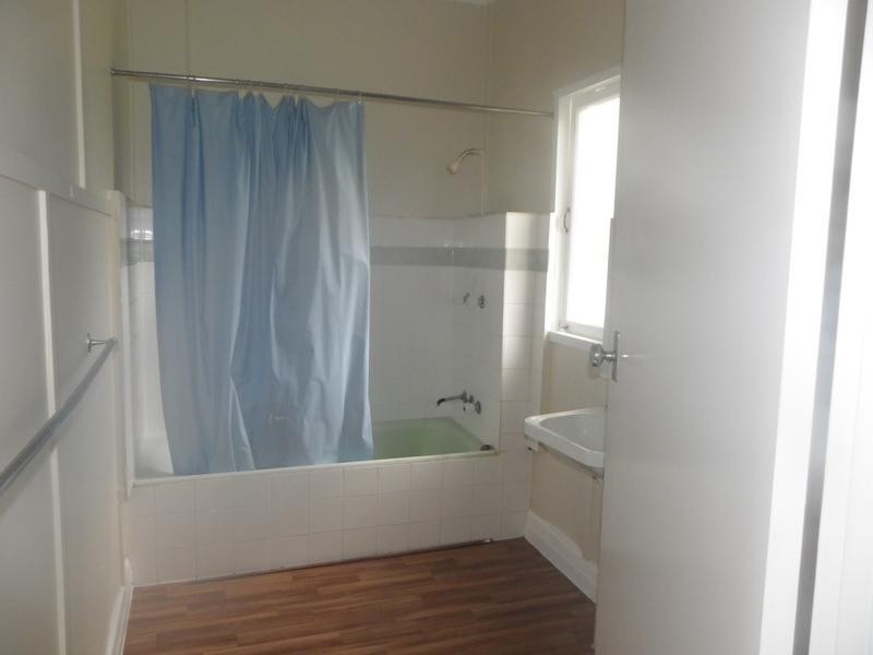 67 Taylor Avenue, Golden Beach QLD 4551