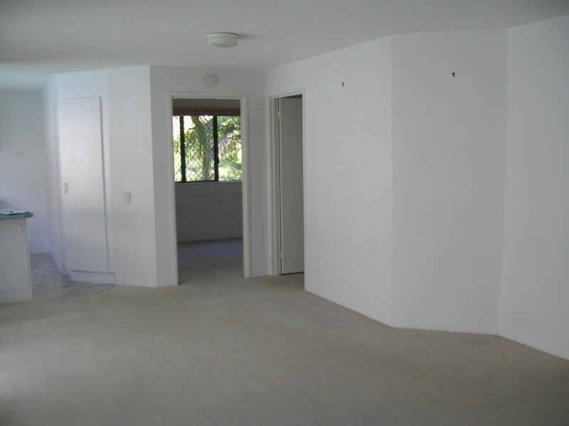 2/12 Mahia Terrace, Kings Beach QLD 4551