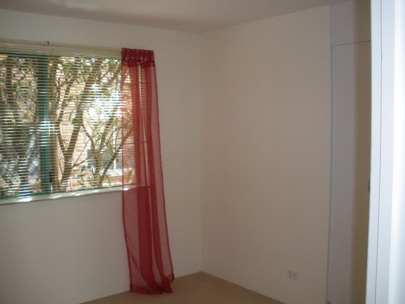 2/12 Mahia Terrace, Kings Beach QLD 4551