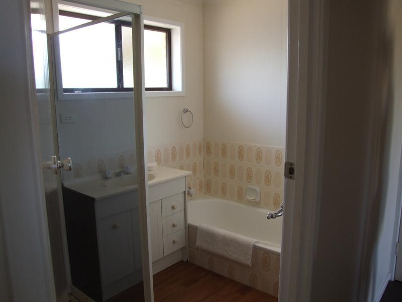 2/1 Haig Street, Golden Beach QLD 4551