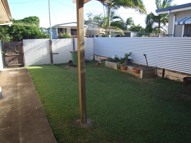 2/1 Haig Street, Golden Beach QLD 4551