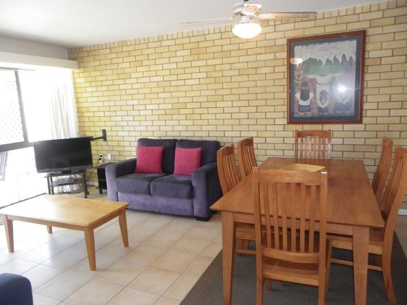 11/6 Merrima Avenue, Kings Beach QLD 4551