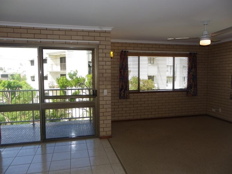8/3 Orvieto Terrace, Kings Beach QLD 4551