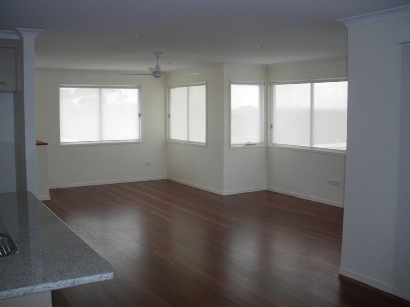 1/4 Regent Street, Caloundra QLD 4551