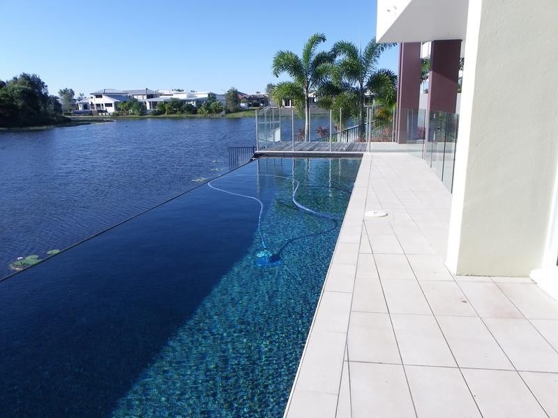 10 Tooringoor Close, Pelican Waters QLD 4551