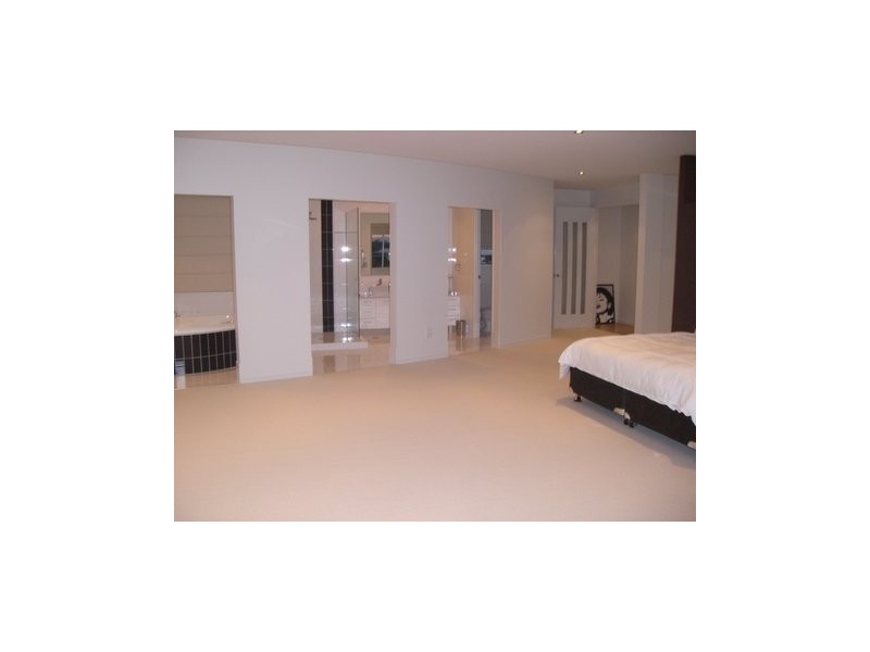 10 Tooringoor Close, Pelican Waters QLD 4551