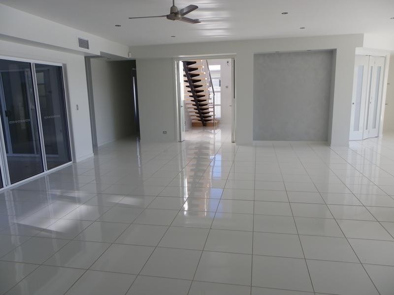 10 Tooringoor Close, Pelican Waters QLD 4551