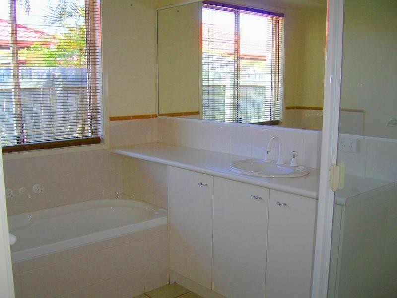 6 Matthew Crescent, Pelican Waters QLD 4551