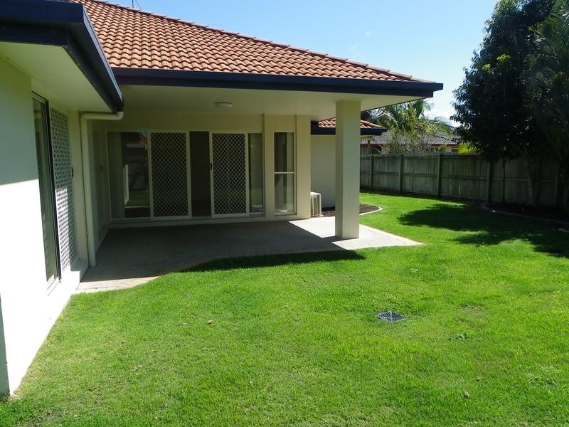 6 Matthew Crescent, Pelican Waters QLD 4551