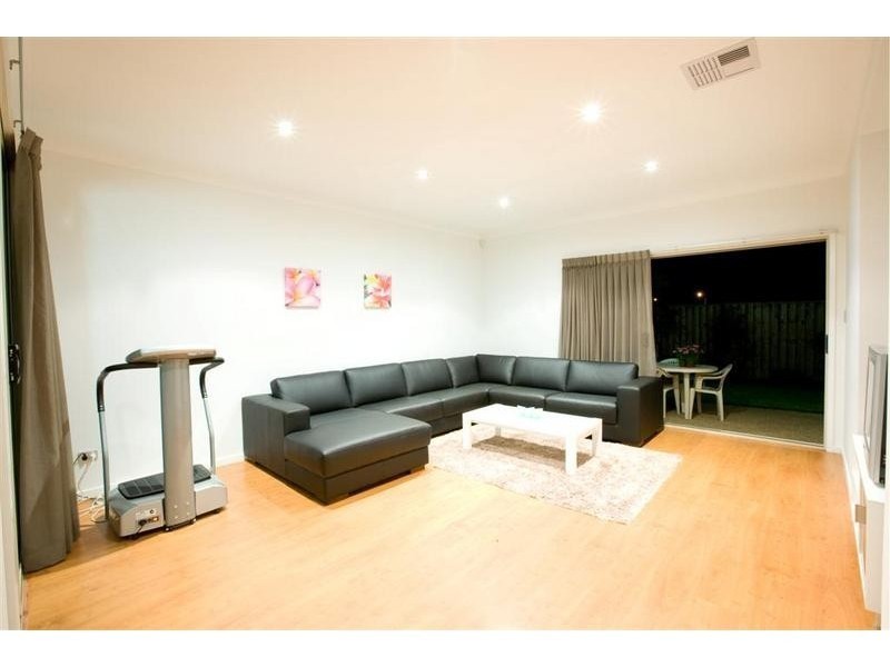 11 Cutter Street, Wurtulla QLD 4575