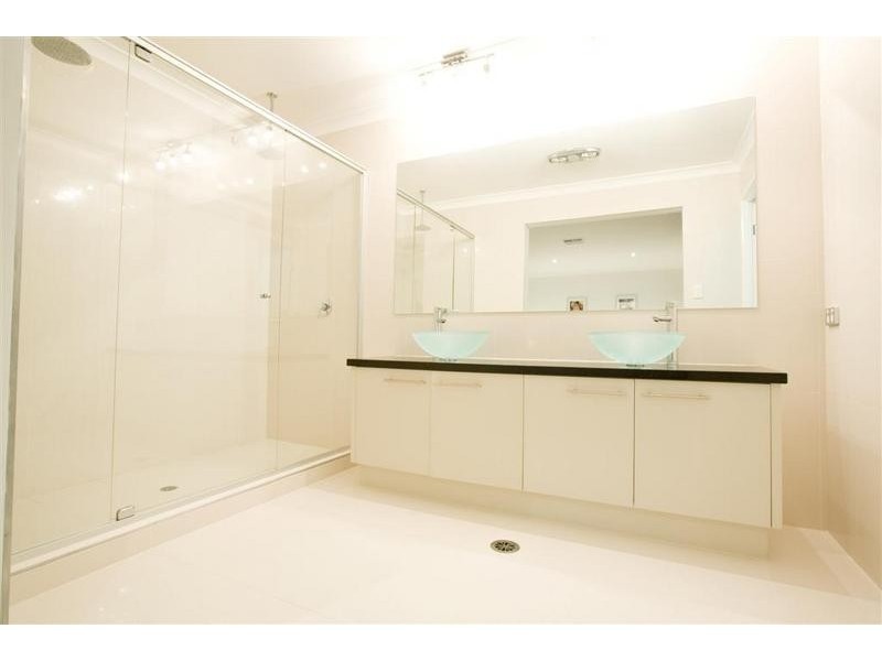 11 Cutter Street, Wurtulla QLD 4575