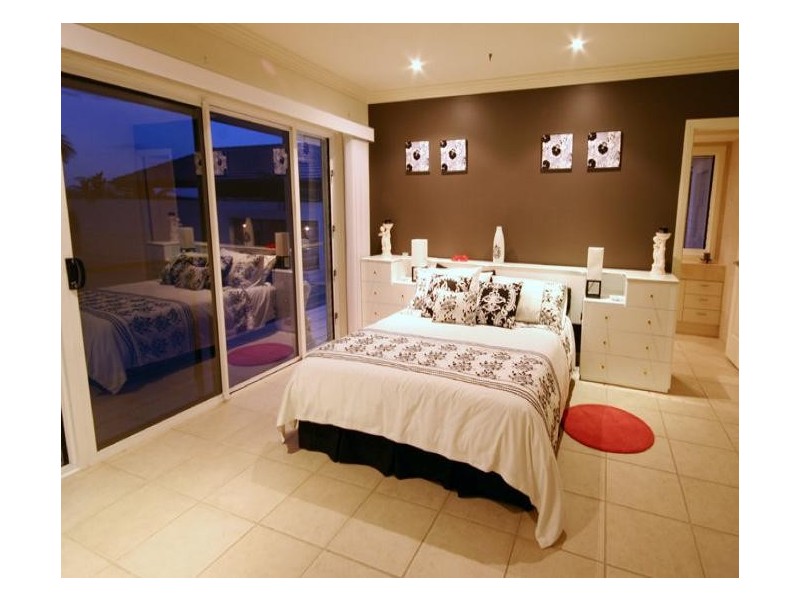 12 Midden Place, Pelican Waters QLD 4551