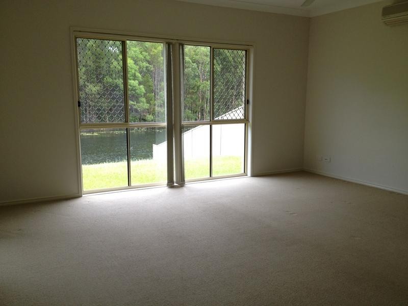 18 Campbellville Circuit, Pelican Waters QLD 4551