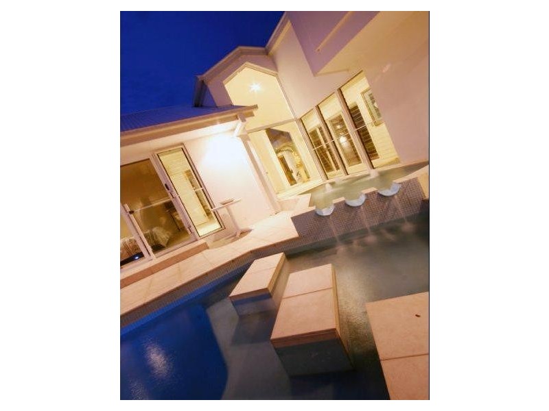 12 Midden Place, Pelican Waters QLD 4551