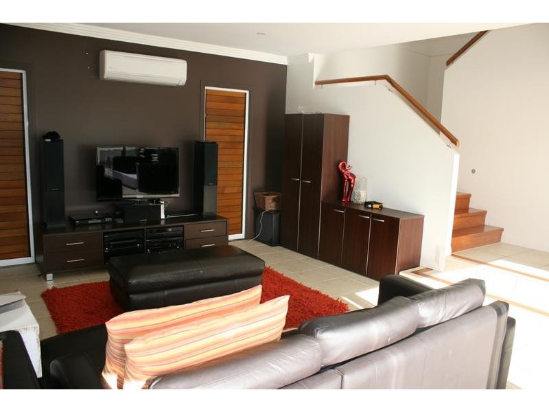 12 Midden Place, Pelican Waters QLD 4551