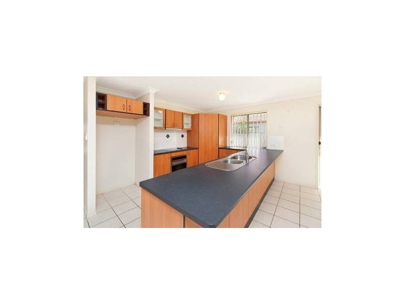 15 Campbellville Circuit, Pelican Waters QLD 4551