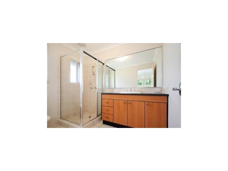 15 Campbellville Circuit, Pelican Waters QLD 4551