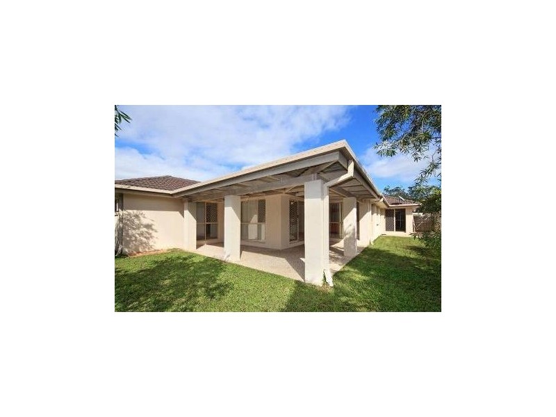 15 Campbellville Circuit, Pelican Waters QLD 4551