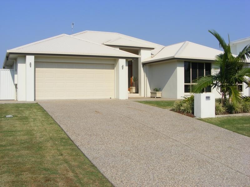9 Annabelle Street, Pelican Waters QLD 4551