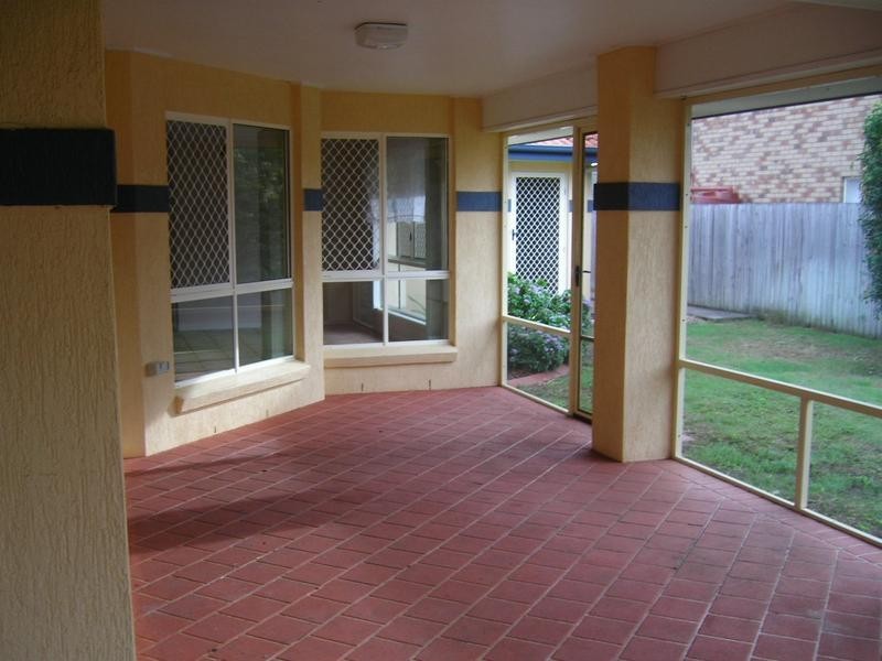 6 Firefly Street, Pelican Waters QLD 4551