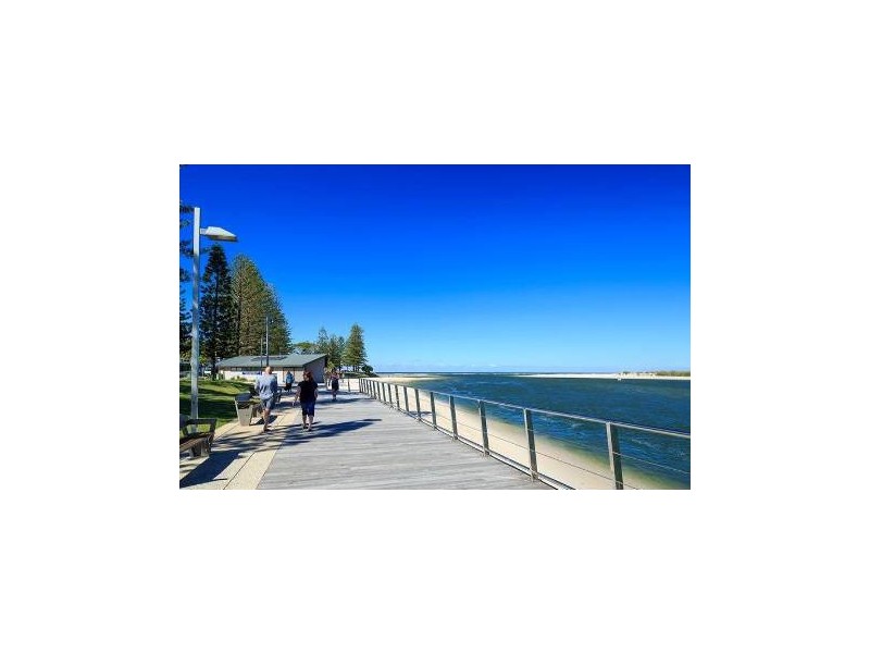 2/35 Lower Gay Terrace, Caloundra QLD 4551