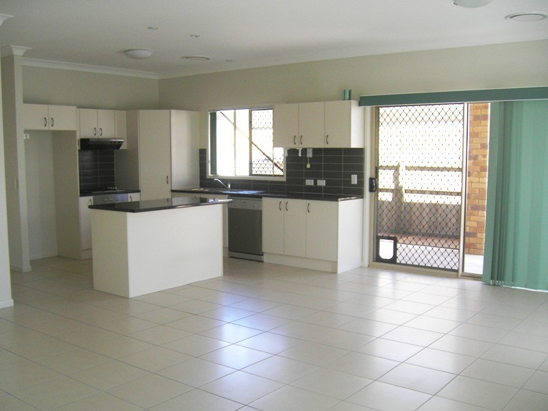 20 Griffin Crescent, Caloundra West QLD 4551