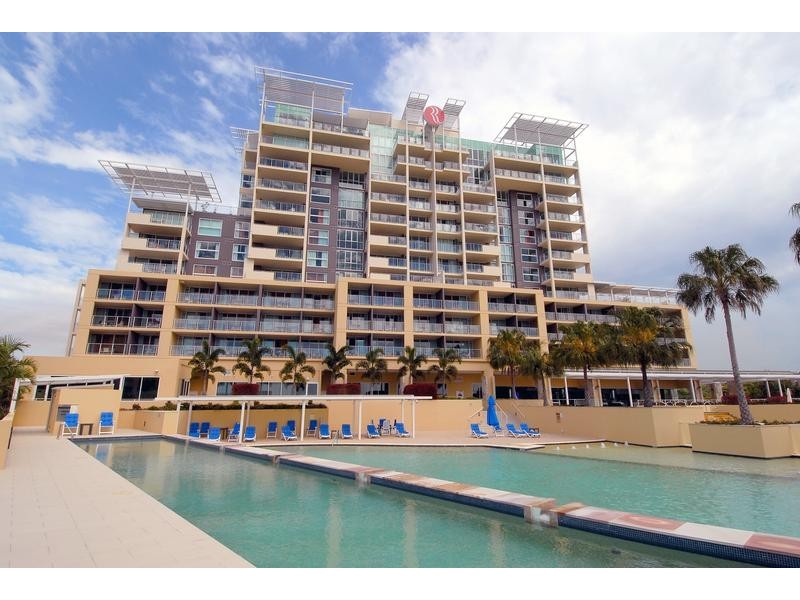 213/38 Mahogany Drive ‘Crowne Plaza’, Pelican Waters QLD 4551
